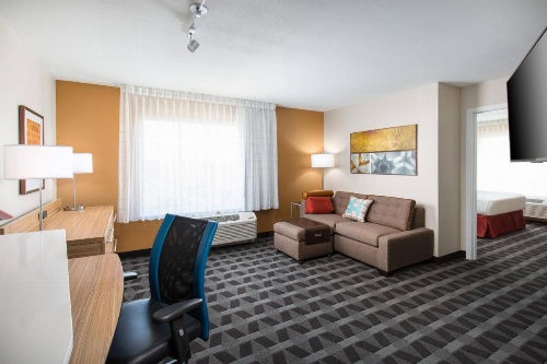 TownePlace Suites By Marriott Las Vegas Stadium District image 8